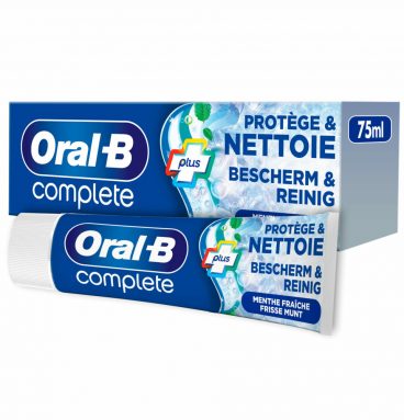 1+1 gratis: Oral-B Tandpasta Complete Protect&Clean 75 ml