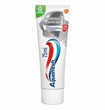 3+2 gratis: 12x Aquafresh Tandpasta Tandsteen Controle Frisse Adem 75 ml