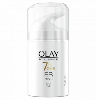 1+1 gratis: Olay Total Effects 7-in-1 BB Creme Light-Medium SPF 15 50 ml