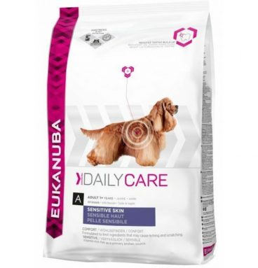 Eukanuba Dog Daily Care Adult Medium Gevoelige Huid 12 kg